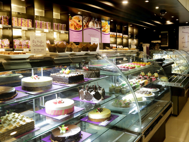 Cinnamon Lakeside Colombo  33