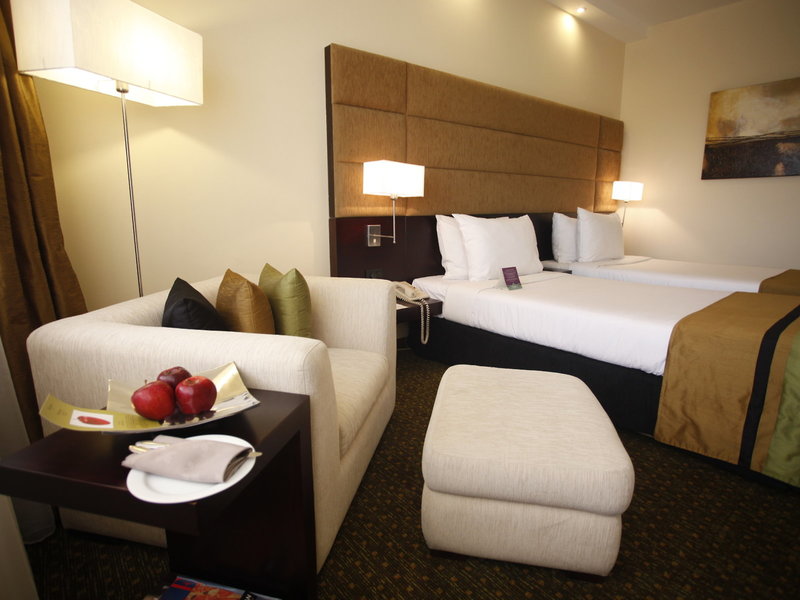 Cinnamon Lakeside Colombo  43