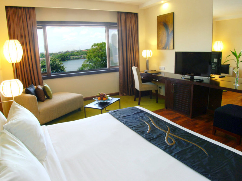 Cinnamon Lakeside Colombo  44