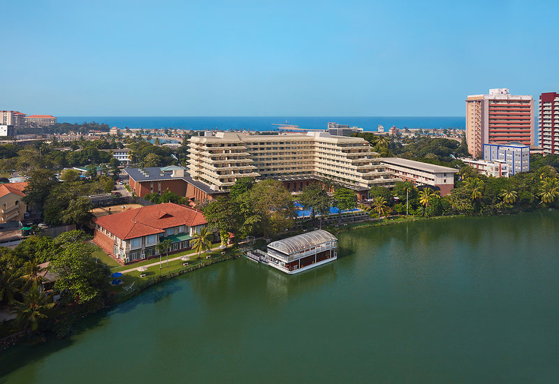 Cinnamon Lakeside Colombo  1