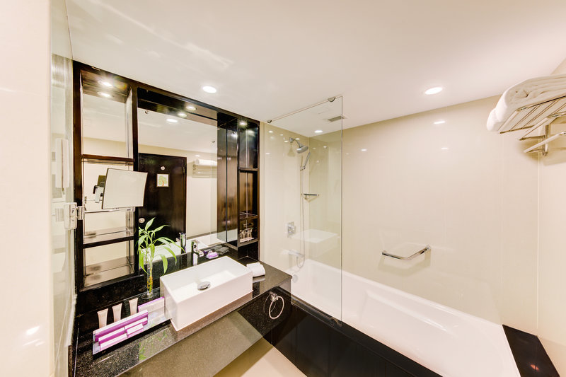 Cinnamon Lakeside Colombo  24