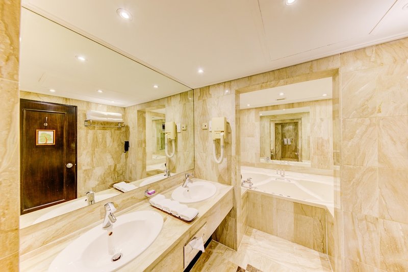 Cinnamon Lakeside Colombo  31