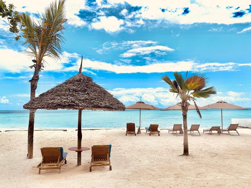 Royal Mandarin Hotel & Resort 1