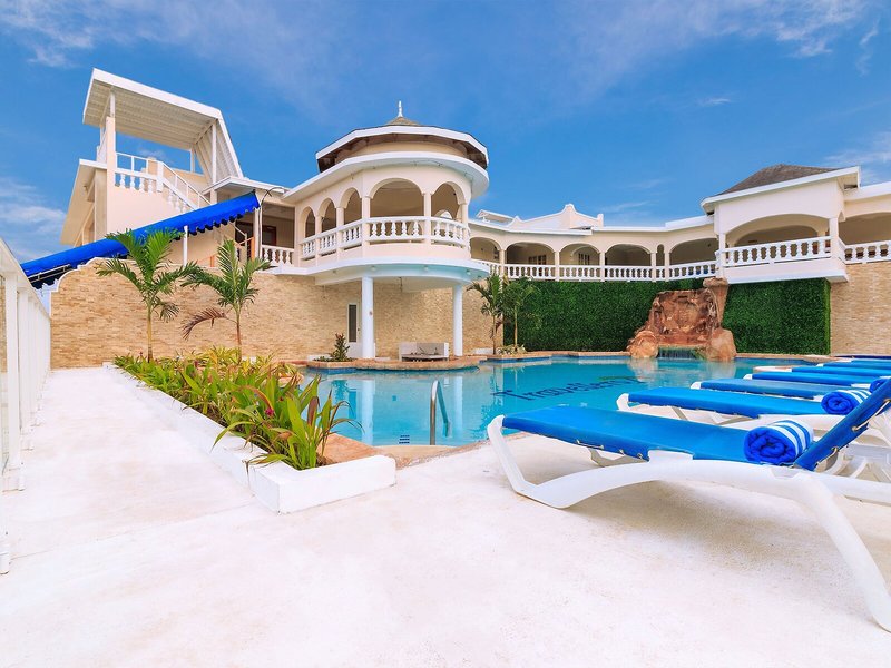 Travellers Beach Resort 22