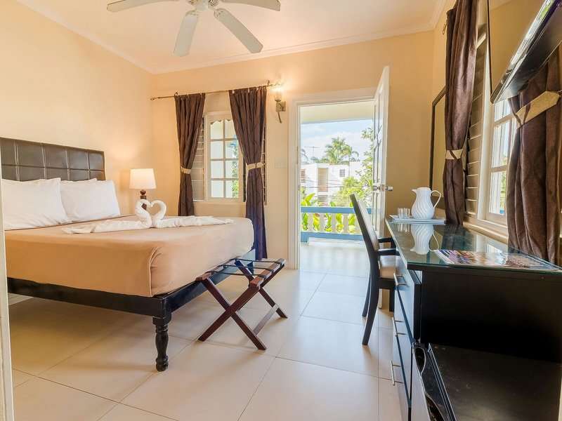 Travellers Beach Resort 39