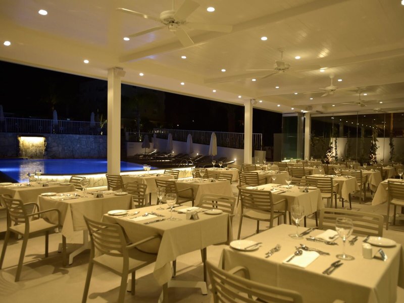 Sunrise Gardens 13 - Restaurant
