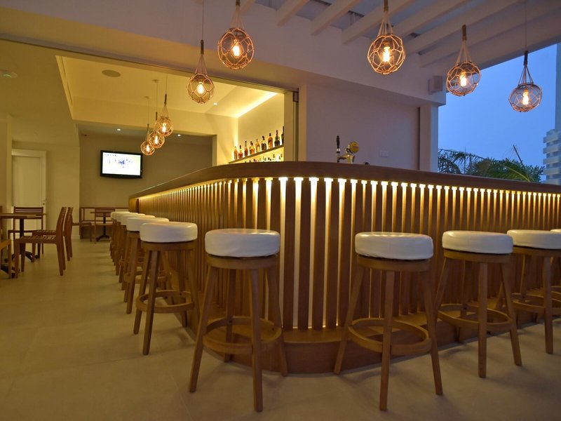 Sunrise Gardens 16 - Restaurant
