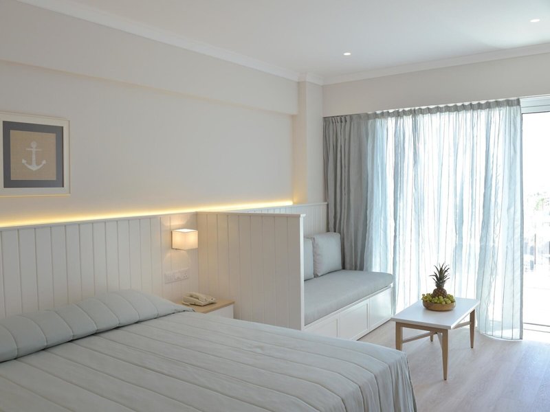 Sunrise Gardens 26 - Room Example