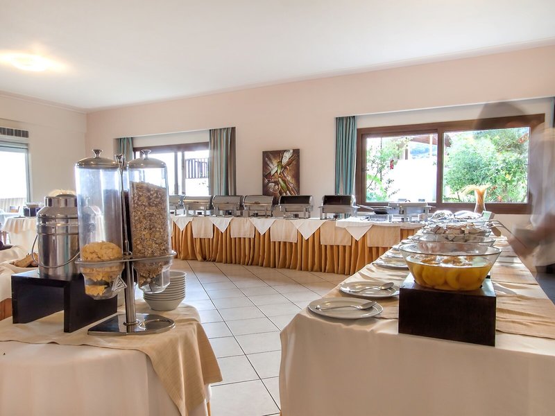 Skopelos Holidays Hotel & Spa 25