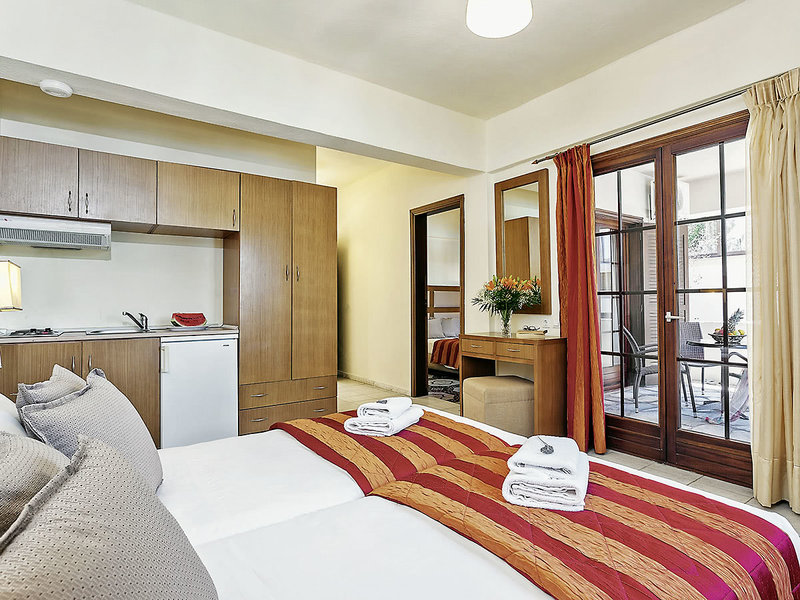 Skopelos Holidays Hotel & Spa 8