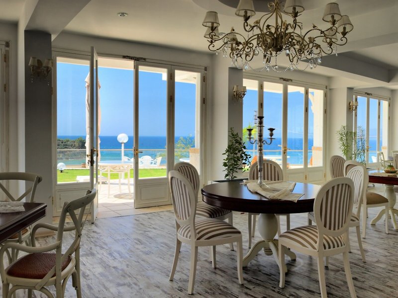 La Vista Boutique & Spa 15
