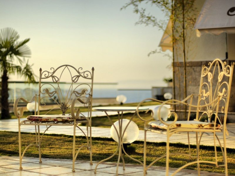 La Vista Boutique & Spa 18