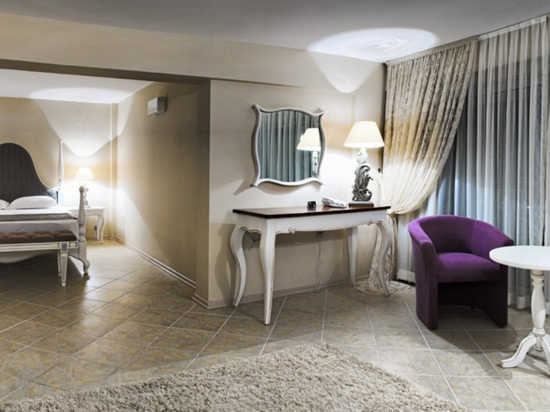 La Vista Boutique & Spa 23