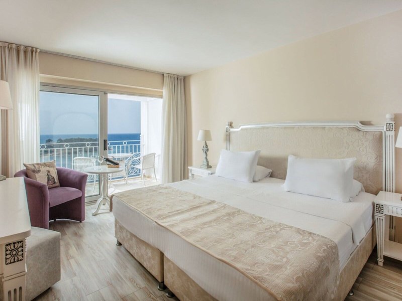 La Vista Boutique & Spa 27