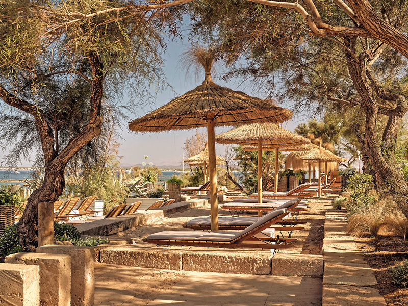 Bikini Island & Mountain Hotel Es Trenc 7