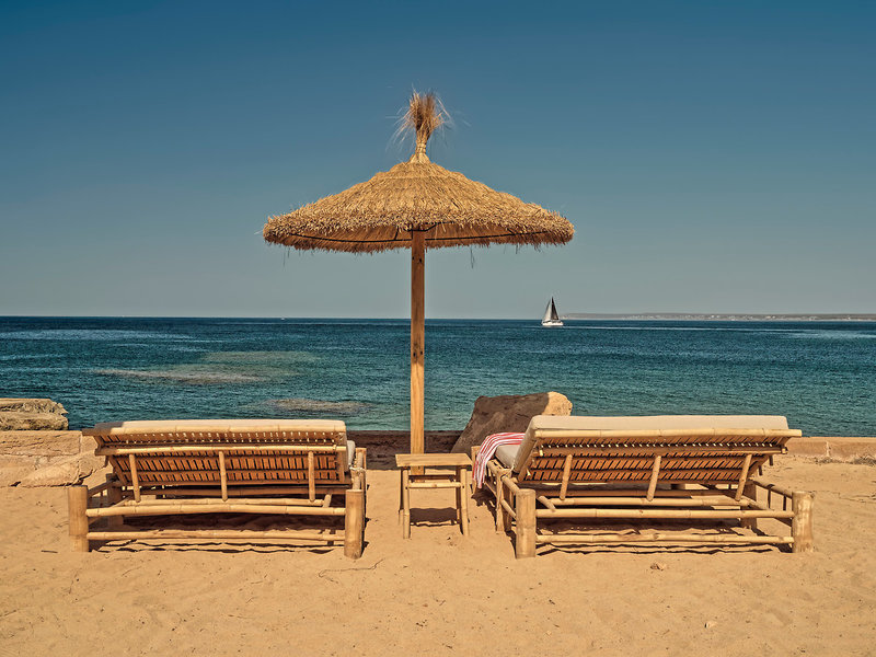 Bikini Island & Mountain Hotel Es Trenc 18