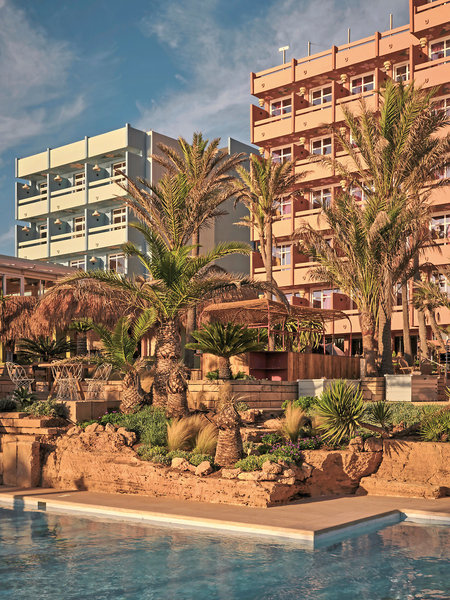 Bikini Island & Mountain Hotel Es Trenc