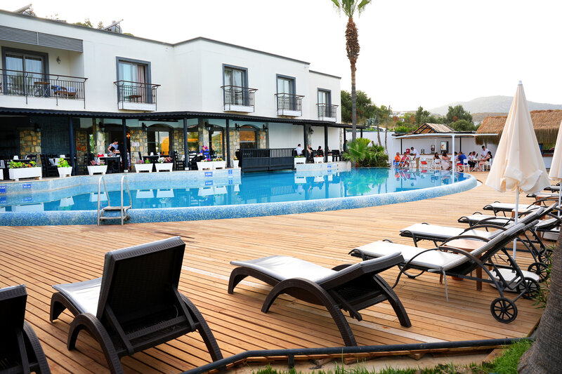 Amilla Beach Resort 11