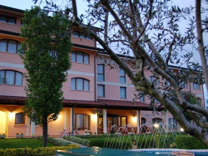 Sporthotel All'Ancora 4