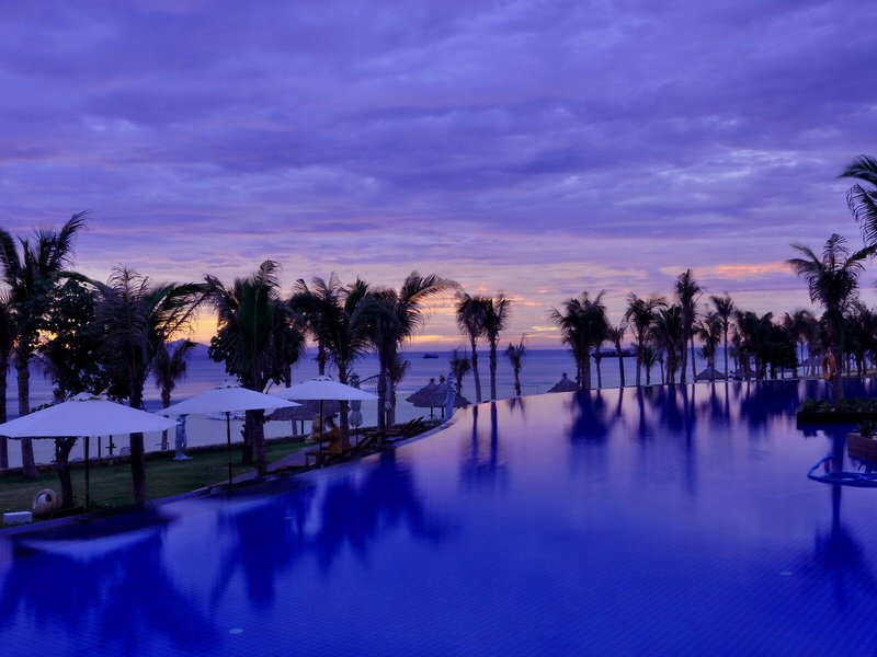 Crowne Plaza Danang 8
