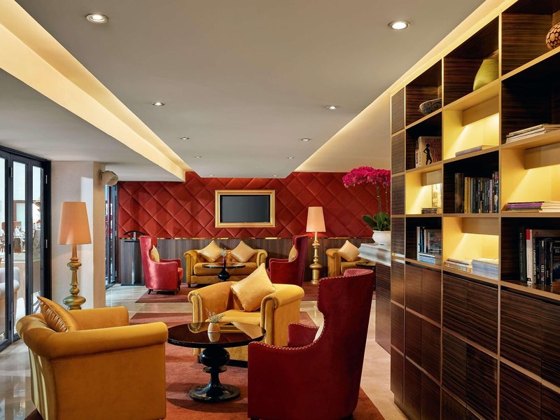 Hotel de l'Opera Hanoi - MGallery by Sofitel 13