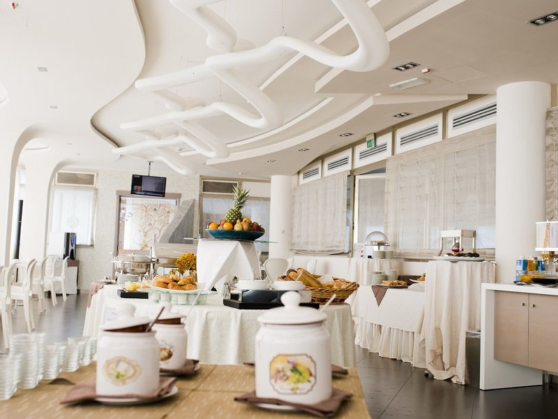 Mercure Olbia 21