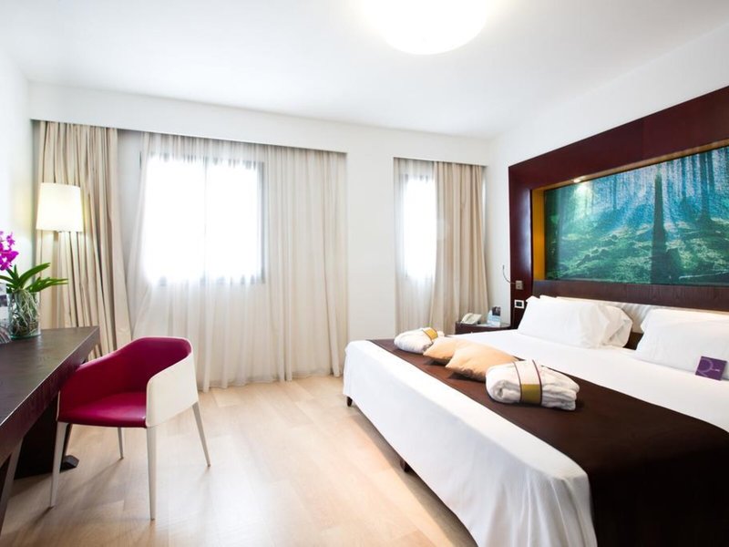 Mercure Olbia 44