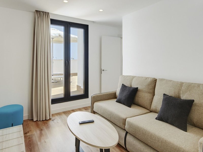 Cruz del Mar 22 - Room Example