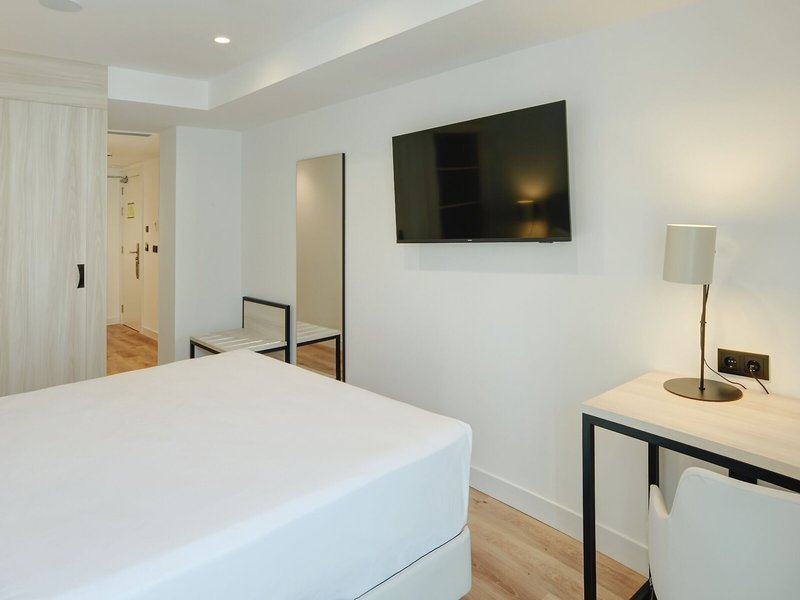 Cruz del Mar 44 - Room Example