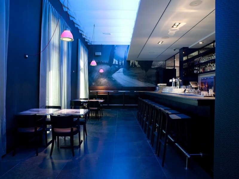 The Manor Amsterdam 5