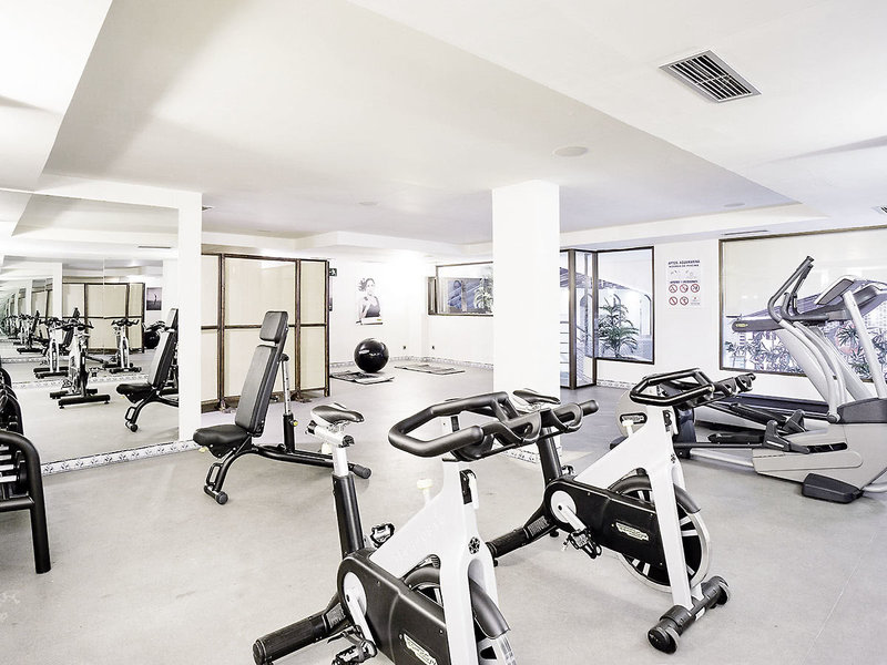 MS Tropicana Hotel 8