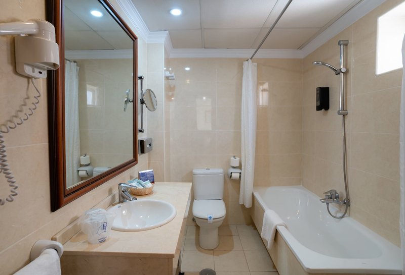 MS Tropicana Hotel 19 - Bathroom Example