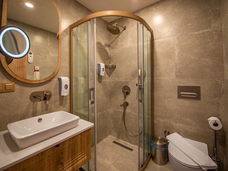 Camelot Boutique & Beach 31