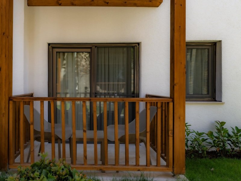 Camelot Boutique & Beach 38