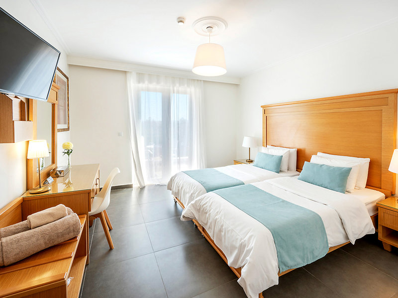 Peridis Family Resort 9