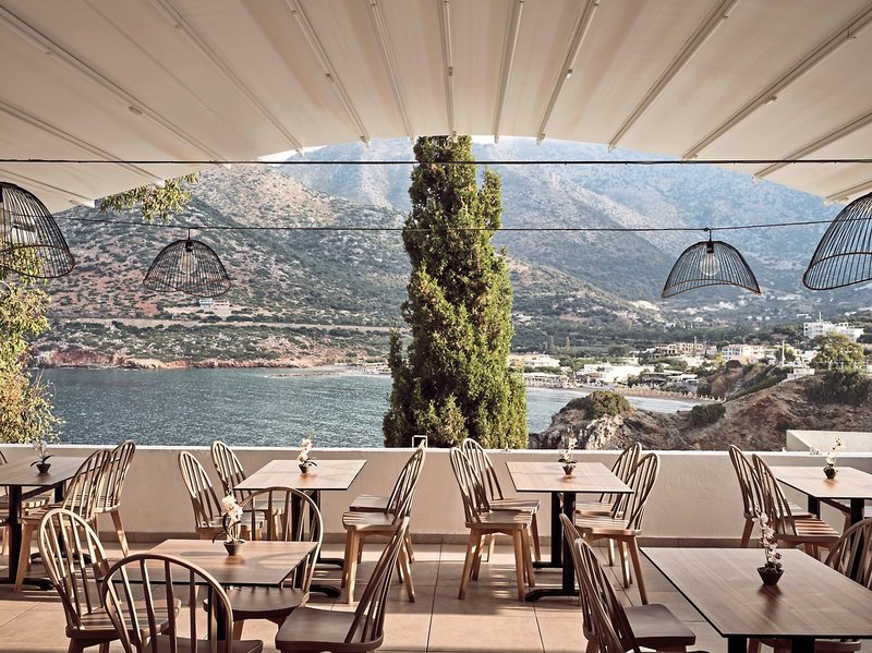 Troulis Apart-Hotel 1