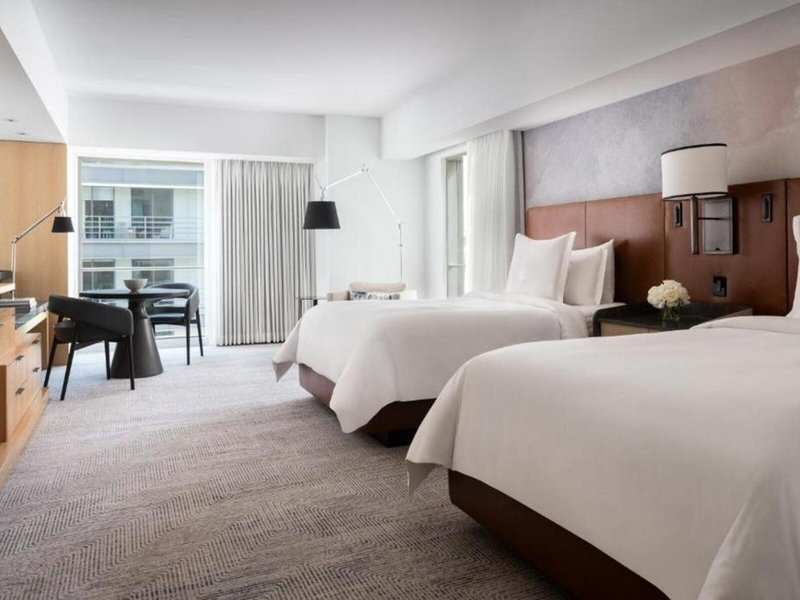 Four Seasons Hotel Seattle 19