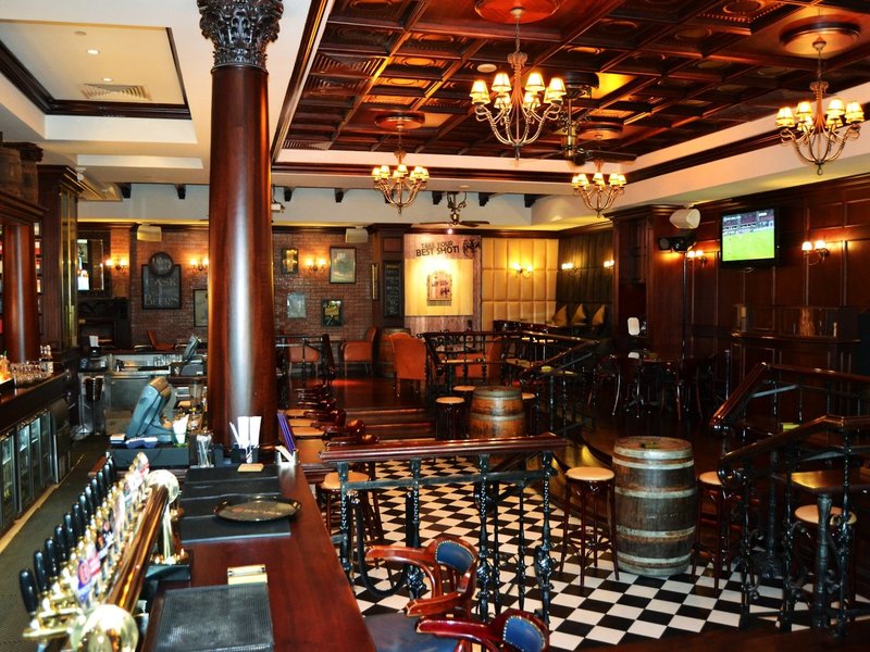 Park Rotana 15