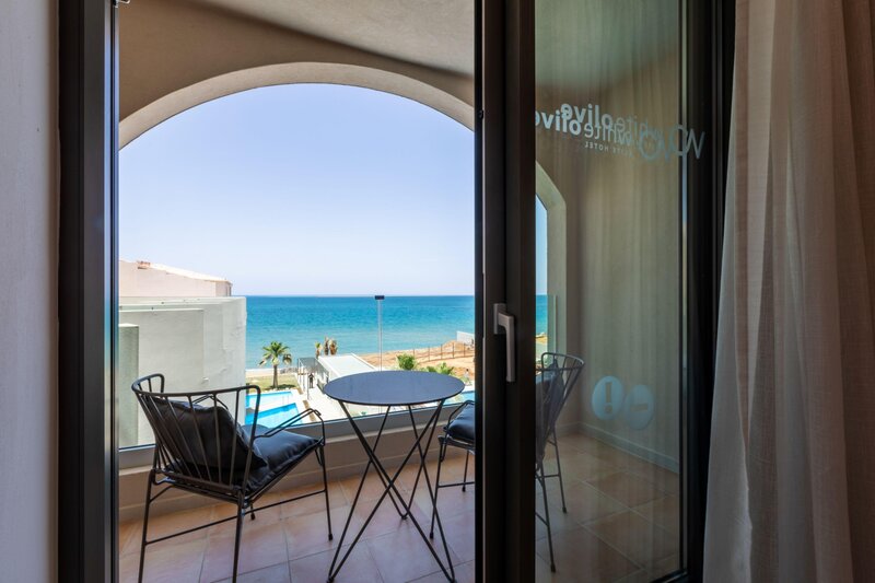 White Olive Elite Rethymno 37