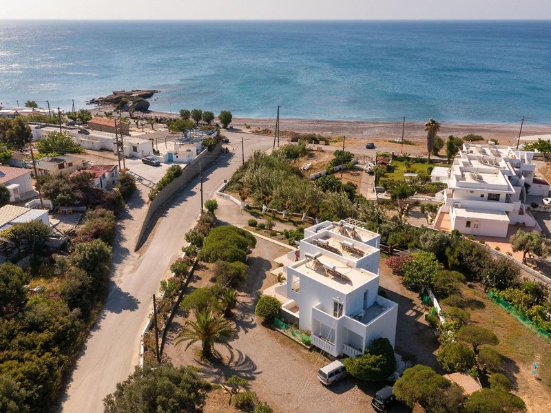 Tselios Apartments 14