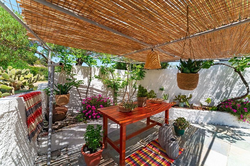 Tselios Apartments 8