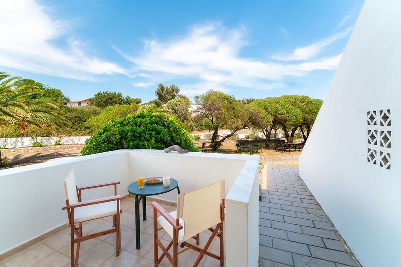 Tselios Apartments 13