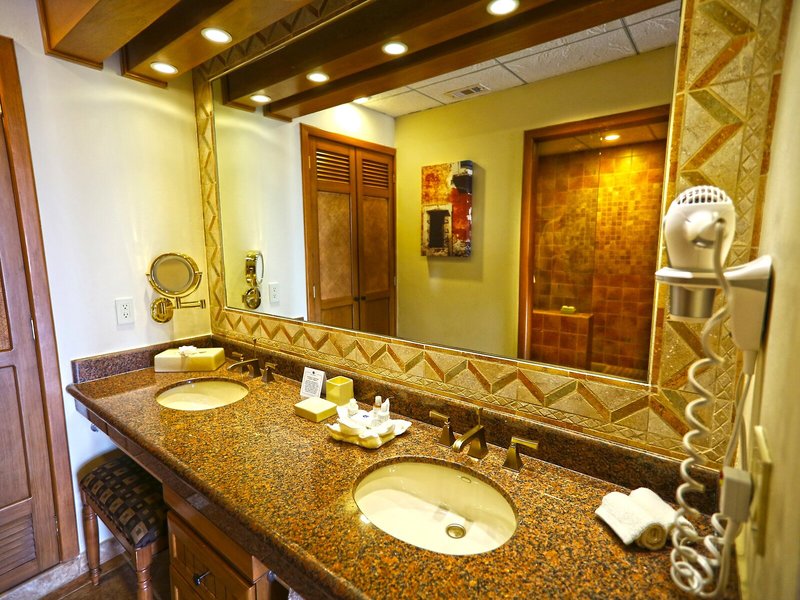 The Royal Haciendas All Suites Resort & Spa 42
