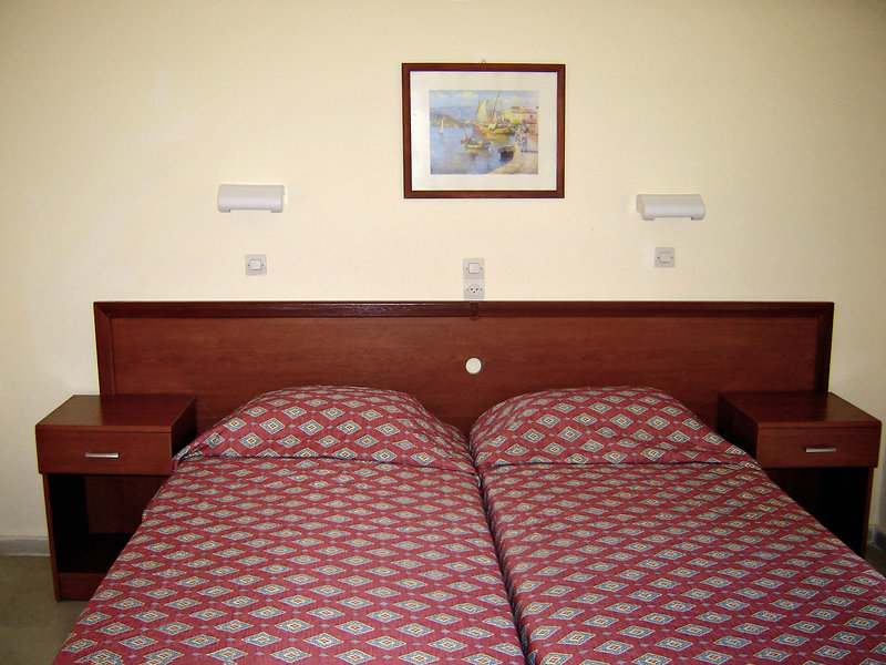 Lefteris 17 - Room Example