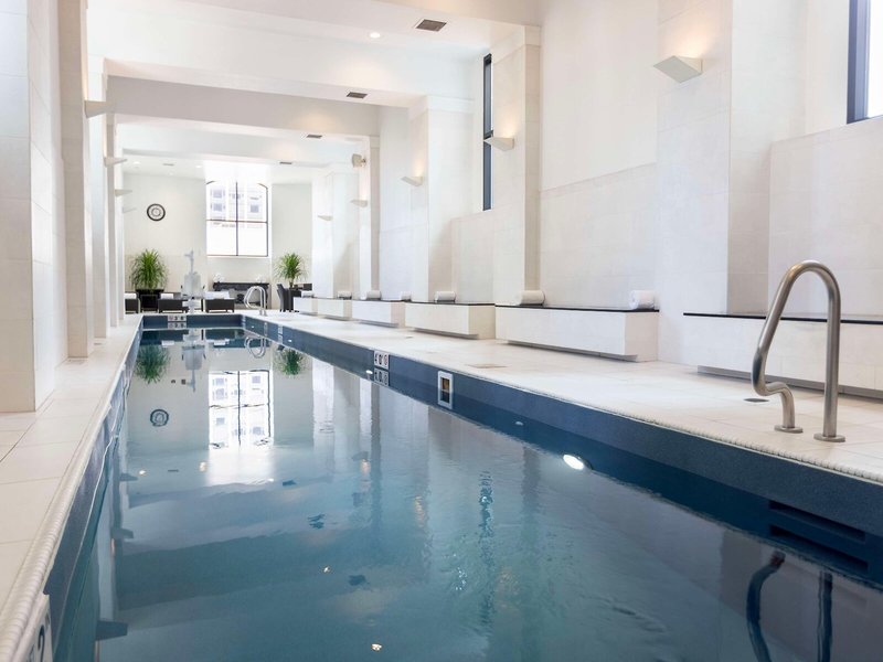Waldorf Astoria Chicago 9
