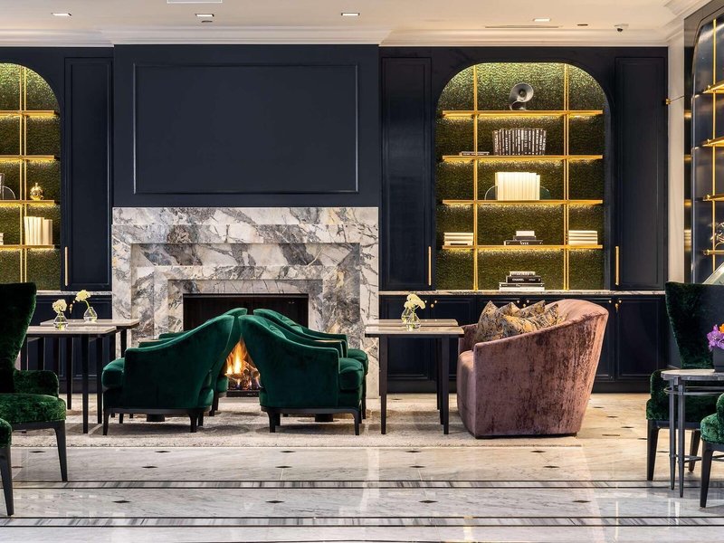 Waldorf Astoria Chicago 11