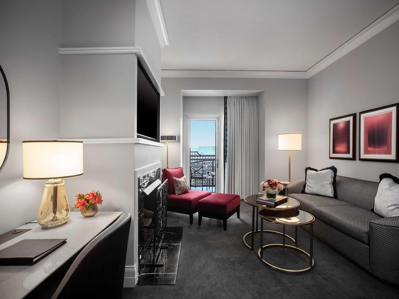 Waldorf Astoria Chicago 35