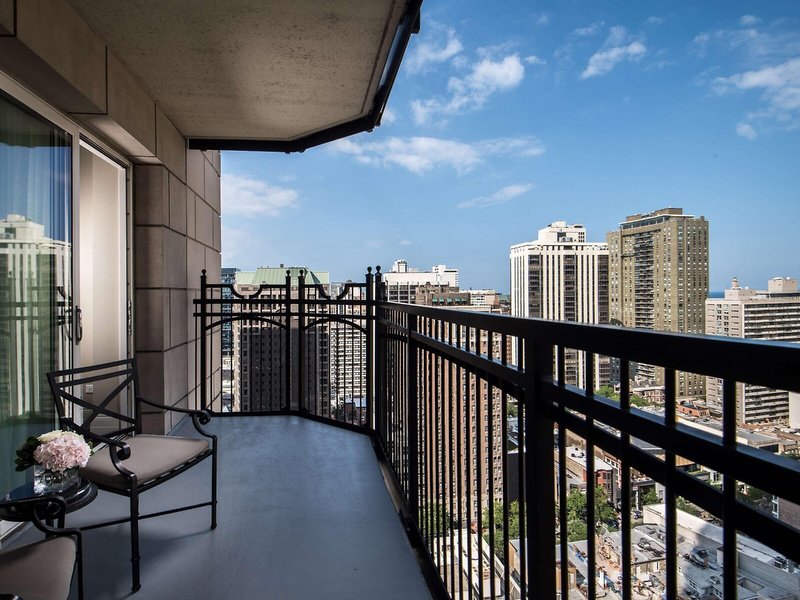 Waldorf Astoria Chicago 46