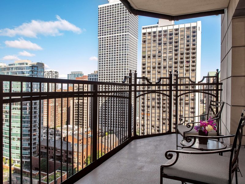 Waldorf Astoria Chicago 48