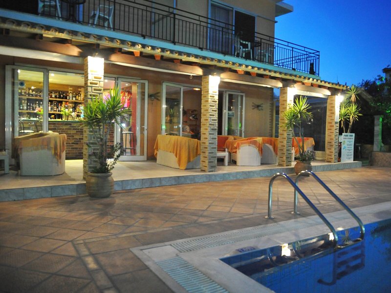 Makis Apartments Moraitika 4